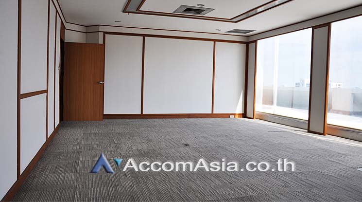 7  Office Space For Rent in Ploenchit ,Bangkok MRT Lumphini at Kian Gwan 2 AA15862
